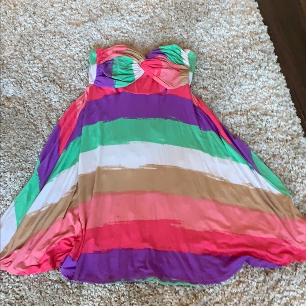 Like new Voom size small sleeveless dress